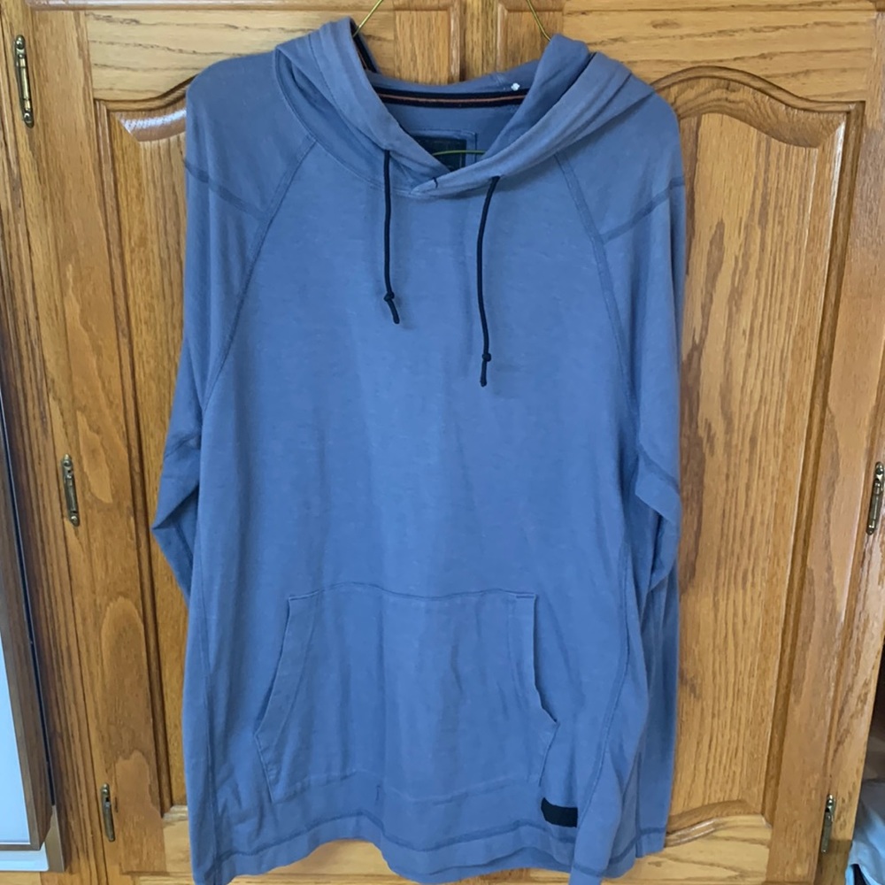 Abercrombie and Fitch long sleeve pullover with hood